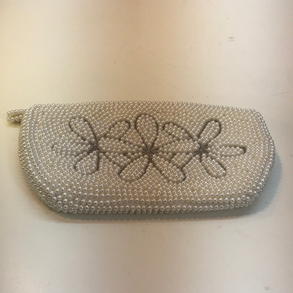 Vintage Bag by Debbie division of JohnWind Imports
